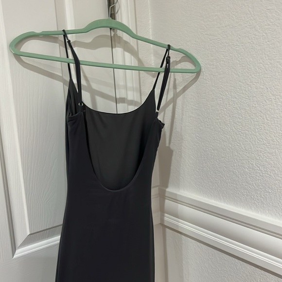 Princess Polly oscar gray / slate midi dress - Picture 3 of 7